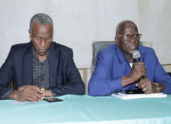 Feature image Le Secrétaire Général du Ministère de l'Enseignement Supérieur Dr Binko Touré (D)