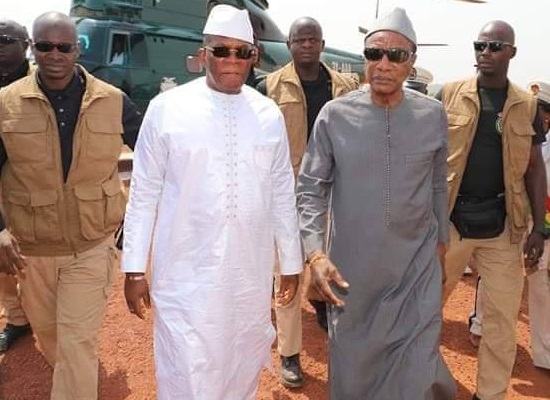 Feature image Alpha Condé, président de la République de Guinée et son Premier Ministre Kassory Fofana