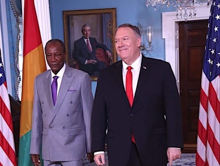 Alpha Condé, président de la République de Guinée et Mike Pompeo, secrétaire d'Etat Américain
