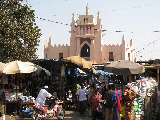 Feature image Marché rose de Bamako