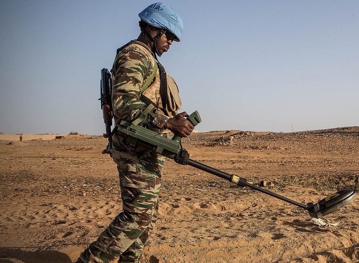 Un casque bleu guinéen à Kidal, crédit Photo ONU-Info