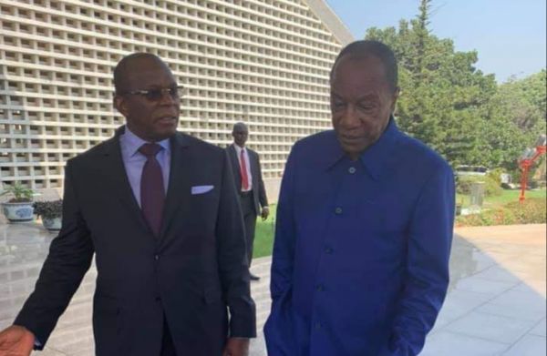 Feature image Alpha Condé, président de la République de Guinée et son Premier Ministre Kassory Fofana