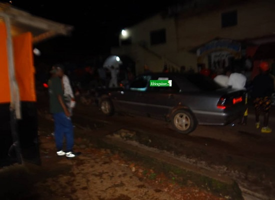 Feature image La devanture d'une boite de nuit à Mamou