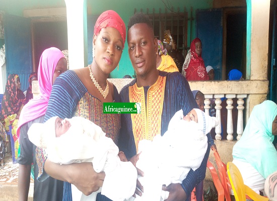 Feature image Aissatou SOUMAORO , son mari Mory CAMARA et leurs jumeaux