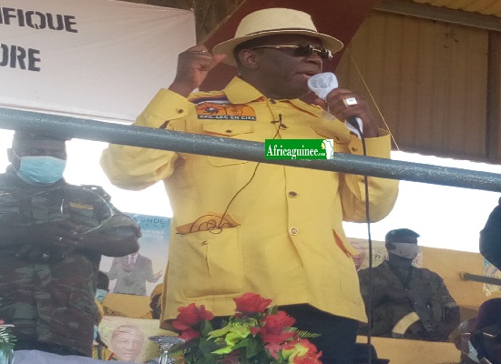 Feature image Kassory Fofana, Premier ministre en campagne à Nzérékoré