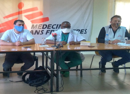 Feature image Des responsables de MSF en Guinée