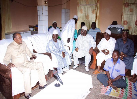 Alpha Condé reçu par des sages de la coordination mandingue, image d'archive