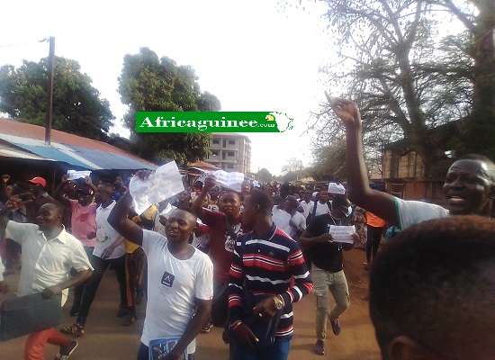 Des étudiants manifestent à Kankan