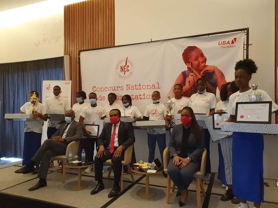La Banque UBA récompense les lauréats du concours national de dissertation