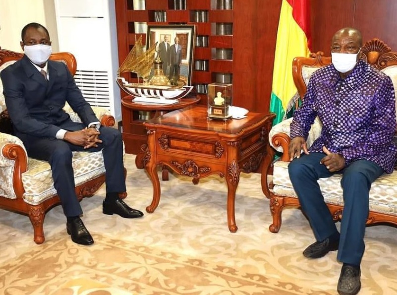 Alpha Condé, président de la République de Guinée et Assimi Goita, vice-président de la transition au  Mali