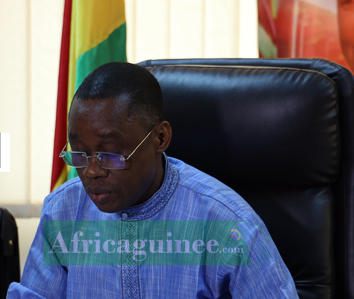 Feature image Sanoussy Bantama Sow, ministre des Sports