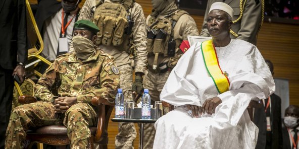 Feature image Assimi Goita tombeur d'IBK et Bah N'Daw ex président déchu de la Transition malienne