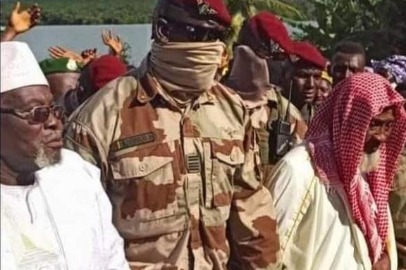 Elhadj Sékhouna Soumah et colonel Mamadi Doumbouya  à Bouramaya