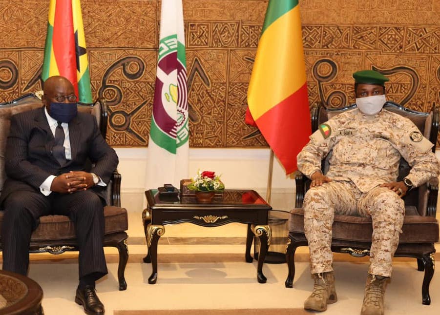 Le président en exercice de la CEDEAO, Nana Addo  DANKWA AKUFO-ADDO et le colonel Assimi Goita, président de la transition malienne