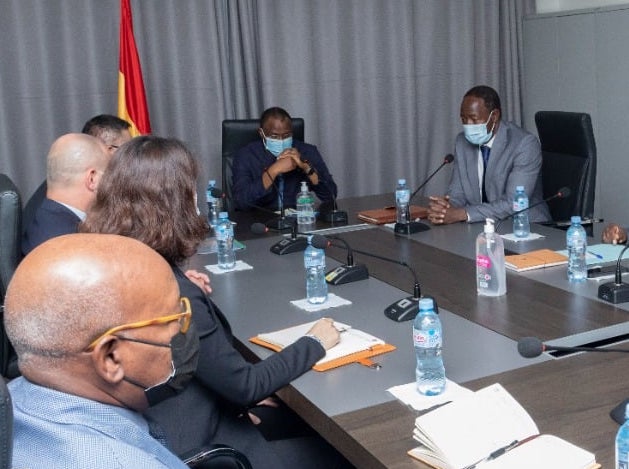 Feature image Des dirigeants du consortium SMB Winning reçu par le Premier ministre Mohamed Béavogui
