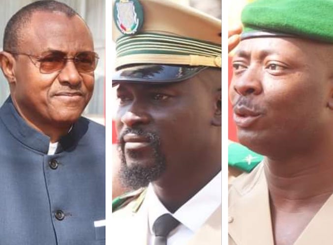 Feature image Colonel Mamadi Doumbouya, président de la transition guinéenne (M) entouré de Mohamed Béavogui Premier ministre et de Amara Camara, secrétaire général à la présidence, photomontage Africaguinee.com