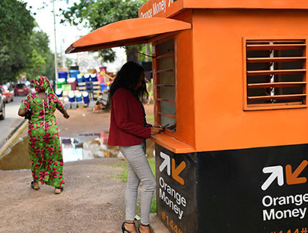Feature image orange_monye