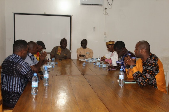 Feature image Des dirigeant du FNDC