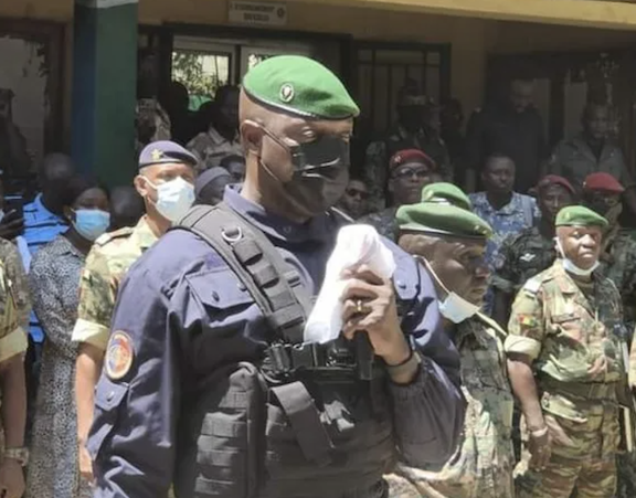 Colonel Balla Samoura, suspendu de ses fonctions de Haut commandant de la gendarmerie, directeur de la justice militaire