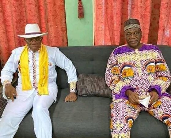 Kassory Fofana et Amadou Damaro Camara, en août 2020 lors d'une convention nationale du RPG Arc-en-ciel au Palais du peuple