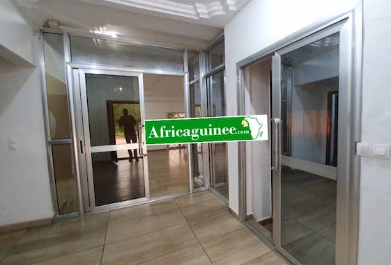 Feature image Entrée principale de la maison démolie
