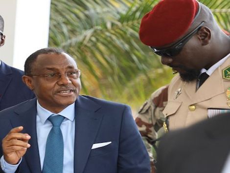 Colonel Mamadi Doumbouya, président de la transition guinéenne et son Premier ministre Mohamed Béavogui