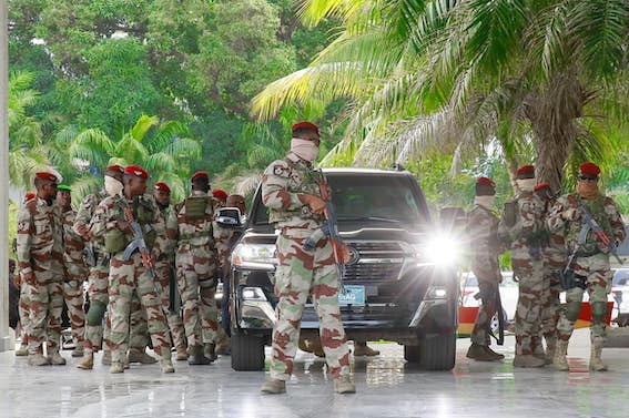 La garde rapprochée de Mamadi Doumbouya