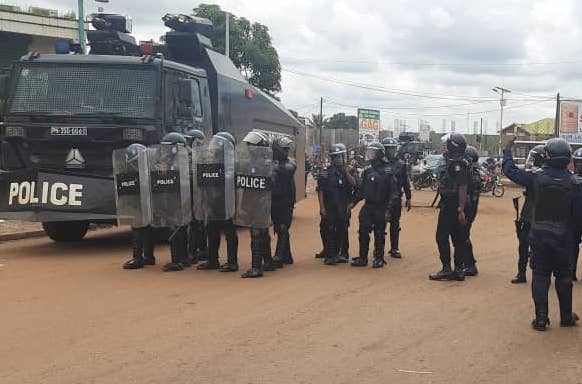 Des policiers déployés pour le maintien d'ordre à Conakry