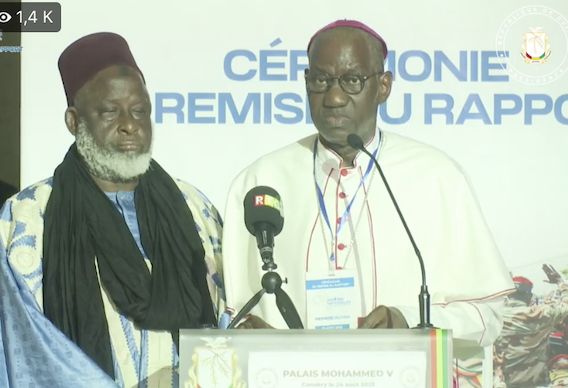 Les religieux Elhadj Mamadou Saliou Camara et Monseigneur Vincent Coulibaly