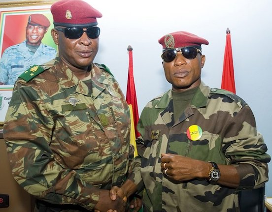 Le Général Sékouba Konaté et le capitaine Moussa Dadis Camara