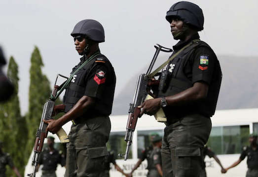 Des agents de la police nigériane
