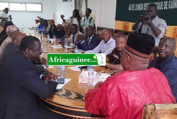 Des responsables du quatuor en conclave à Conakry, image d'archive