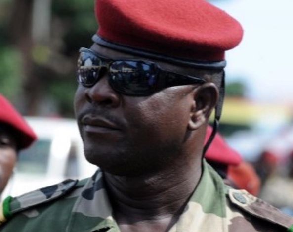 Feature image Le colonel Claude Pivi, image d'archive