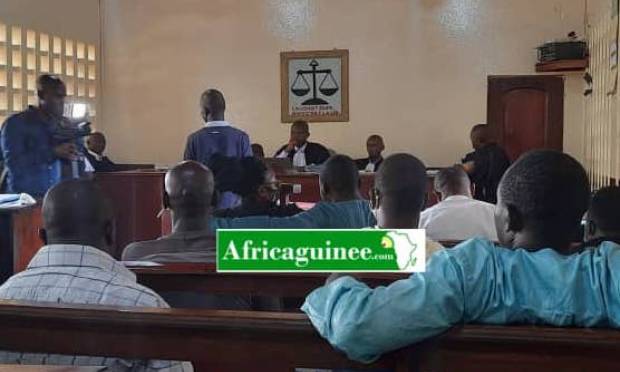Feature image Salle d'audience où se tient le procès de l'affaire M'mah Sylla