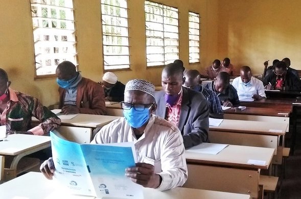 Des enseignants en français en situation de renforcement des capacités en Guinée