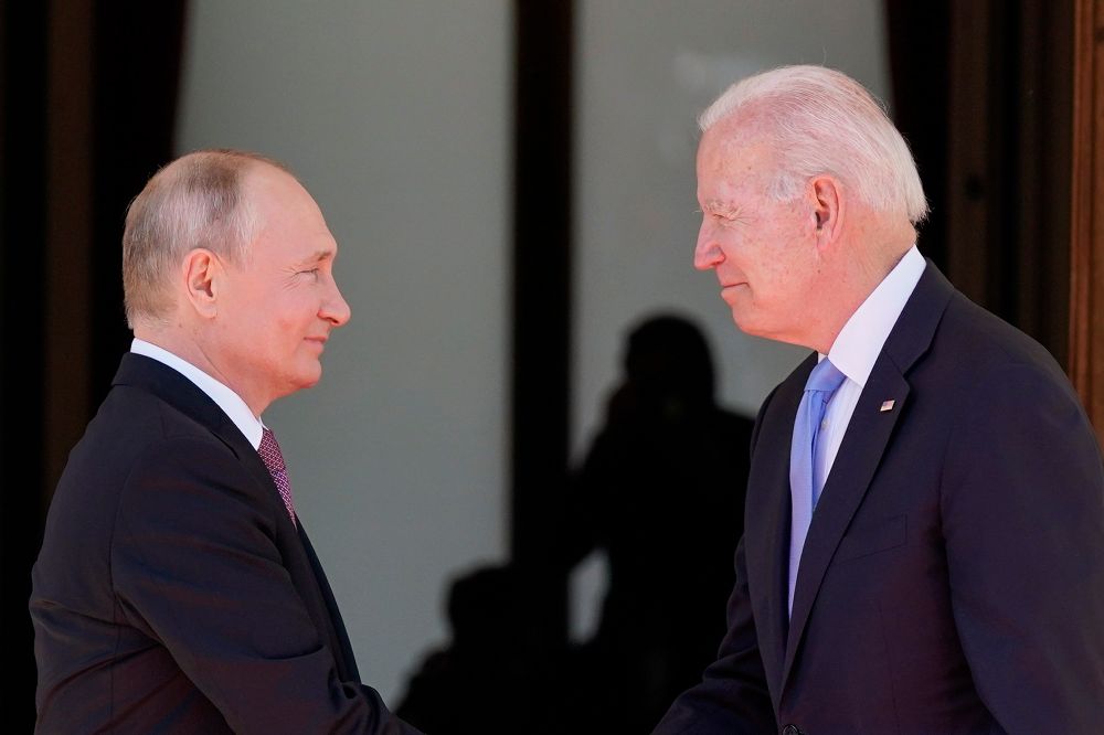 e président américain Joe Biden et le président russe Vladimir Poutine se rencontrent à la "Villa la Grange", le 16 juin 2021, à Genève, en Suisse, crédit Photo AP