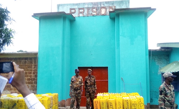 Feature image Des agents de sécurité arrêtés à la devanture de la maison centrale de Kindia