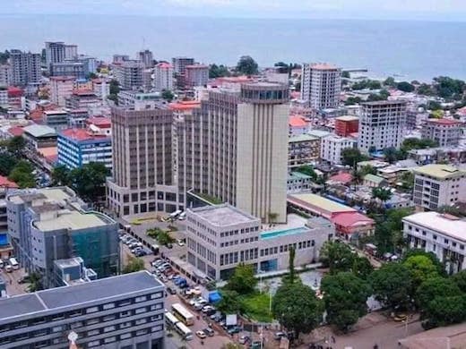 Vue panoramique du centre-ville de Kaloum