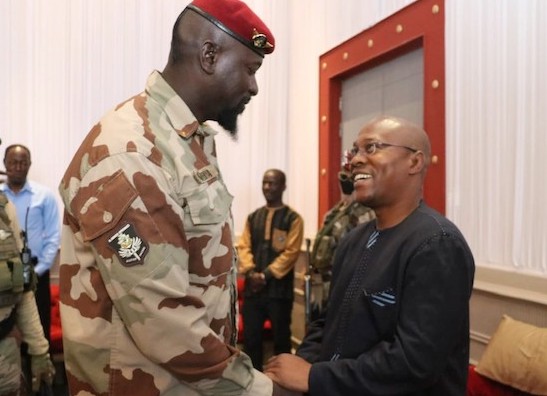 Colonel Mamadi Doumbouya, président de la transition guinéenne et Ousmane Gaoual Diallo, image d'archive