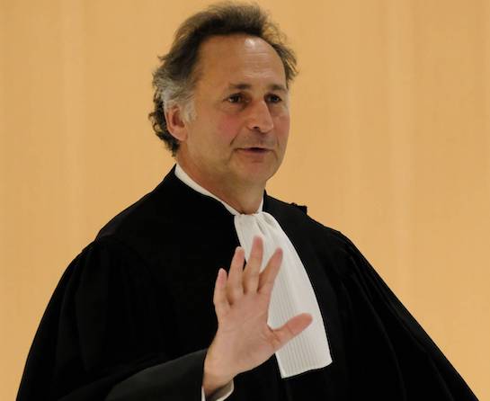 Feature image L'avocat Pierre-Olivier Sur © Sipa