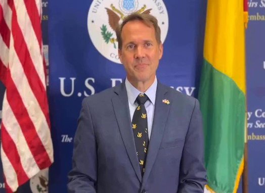 Troy Damian Fitrell, ambassadeur des États-Unis en Guinée