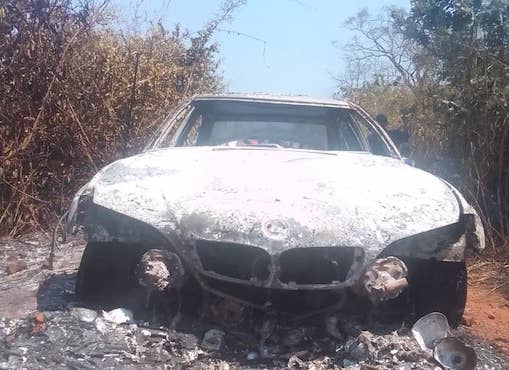 Feature image La carcasse du véhicule incendié