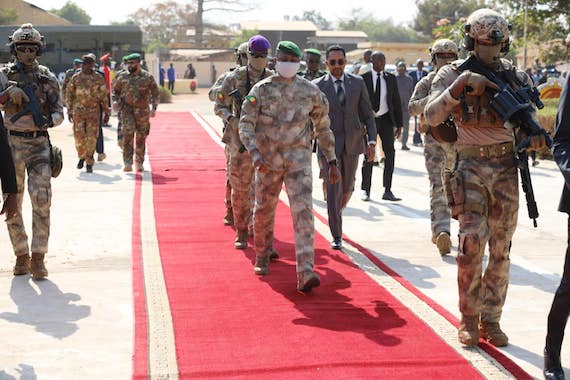 Feature image Le colonel Assimi Goita au Milieu, crédit photo présidence du Mali