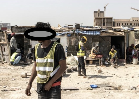 Feature image Travailleurs étrangers à la cité Diamgnadio