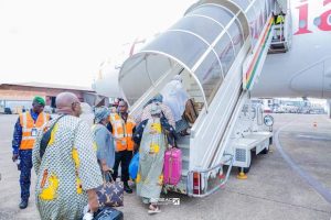 Hajj 2023 : le premier convoi des pèlerins guinéens a quitté Conakry ce vendredi…